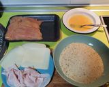 Foto del paso 1 de la receta: Cachopo de pollo con cebolla pochada y pavo