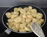 Une image de l'étape 1 de Pommes de terre sarladaises façon Laurent MARIOTTE.
