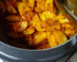 आलू टमाटर की सब्जी (aloo tamatar ki sabzi recipe in Hindi) रेसिपी चरण 3 फोटो