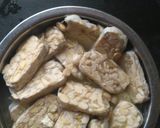 Foto langkah ke 1 dari resep Ayam Tahu Tempe Penyet.