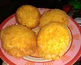 Foto langkah ke 4 dari resep Roti tawar goreng keju coklat.