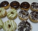 Foto langkah ke 6 dari resep Donat Abu salman,.