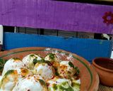 A picture of step 9 of Dahi bhalay.