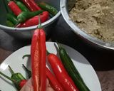 Foto langkah ke 1 dari resep Cabai Isi Daging.