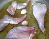 Foto del paso 1 de la receta Cazuela de conejo y champiñones