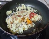 গোবি পিনহুইলস ইন হোয়াইট গ্রেভি (gobi pinwheels in white sauce gray recipe in Bengali) রেসিপির ধাপ 3 ছবি