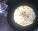 A picture of step 5 of Palak paneer paratha.