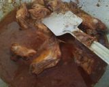 A picture of step 2 of Chicken vindaloo.