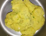Foto langkah ke 3 dari resep Kue Bawang Renyah Gurih.