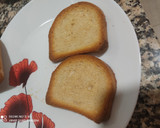 Foto del paso 3 de la receta: Tostadas de gula y huevitos