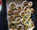 A picture of step 5 of Baked Pinwheel Samosa.