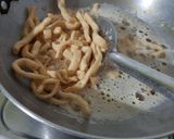 मठरी (Mathri recipe in hindi) रेसिपी चरण 8 फोटो