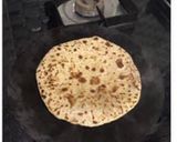 A picture of step 3 of Tanatan Mint Stuffed Paratha.