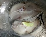 Foto langkah ke 1 dari resep Sup ikan mika.