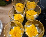 Mangós pohárkrém recept fázis 4 fotója