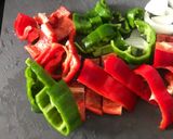 Foto del paso 2 de la receta: Solomillo con lo que tengas en la nevera