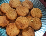सूजी की मीठी मठरी (Suji ki meethi mathri recipe in Hindi) रेसिपी चरण 6 फोटो