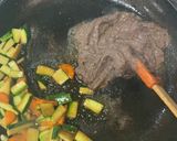 Foto del paso 2 de la receta: Noodles con pasta de poroto negro