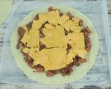 A picture of step 5 of Cheeseburger Empanada.