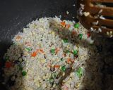 A picture of step 7 of Brown rice veg khichdi.
