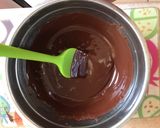 Foto del paso 3 de la receta: Tarta de chocolate 85%cacao en base de almendras SIN horno