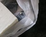 A picture of step 1 of Paneer ka pakoda.