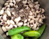 A picture of step 1 of Cowpea dosa.