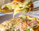 Foto del paso 2 de la receta: Tortilla de calabacín al horno con jamón y queso