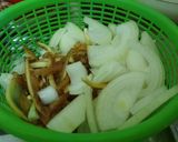 รูปขั้นตอนการทำที่ 2 ของ สปาเก็ตตี้ซอสโหระพา เอาผักหลายๆ อย่างไปปั่น #เมนูคนไม่กินผัก