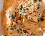 Foto del paso 7 de la receta: Raviolones (al disco) con salsa de crema y camarones