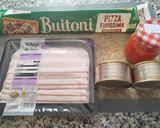 Foto del paso 1 de la receta Pizza fina rectangular con pechuga de pavo y atún