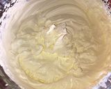Foto del paso 1 de la receta: Mousse de crema de leche, y jugo de pomelo👌