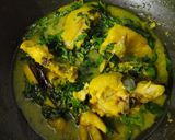 Foto langkah ke 3 dari resep Ayam masak kemangi.