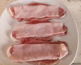 A picture of step 1 of Veal, courgette and ham roll.