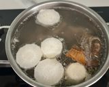 Hình bước làm 1 của món Canh Khoai Tây Cà Chua Hầm Xương