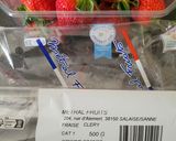 Une image de l'étape 1 de Gâteau au yaourt tout léger aux fraises.