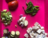Foto langkah ke 2 dari resep Cumi asin tumis.