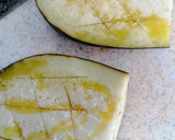 Foto del paso 3 de la receta: Tosta de melva con pimientos y berenjena
