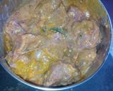A picture of step 4 of Yellow irani chicken.