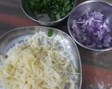 आलू प्याज की पूरी बूंदीके रायता के साथ (Aalu pyaj ki puri with bundi raiyta recipe in hindi) रेसिपी चरण 3 फोटो