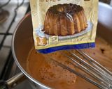 Foto del paso 2 de la receta: Flan de dulce de leche con base de pionono y dulce de leche/ cream caramel