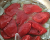 Foto del paso 1 de la receta: Spaghetti con crema de piquillos y bacalao