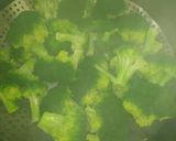 Foto del paso 2 de la receta: Brócolis en buena compañía