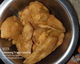 A picture of step 6 of Aloo onion bajji.