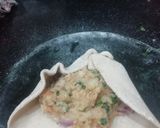 A picture of step 4 of Potato Stuffed Paratha.