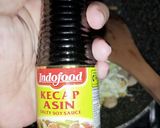Foto langkah ke 5 dari resep Nasi Goreng Merah Surabaya.