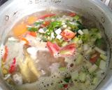 Foto langkah ke 5 dari resep Sop tulang dan daging ayam simple.