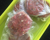 Foto langkah ke 5 dari resep Beef ‘patty’ Burger.