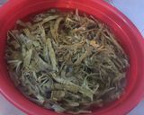 Hình bước làm 2 của món Canh măng rừng hầm gà già