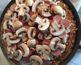 Foto del paso 7 de la receta: Pizza 🍕 baja en grasa (para el antojo) Masa de coliflor y avena